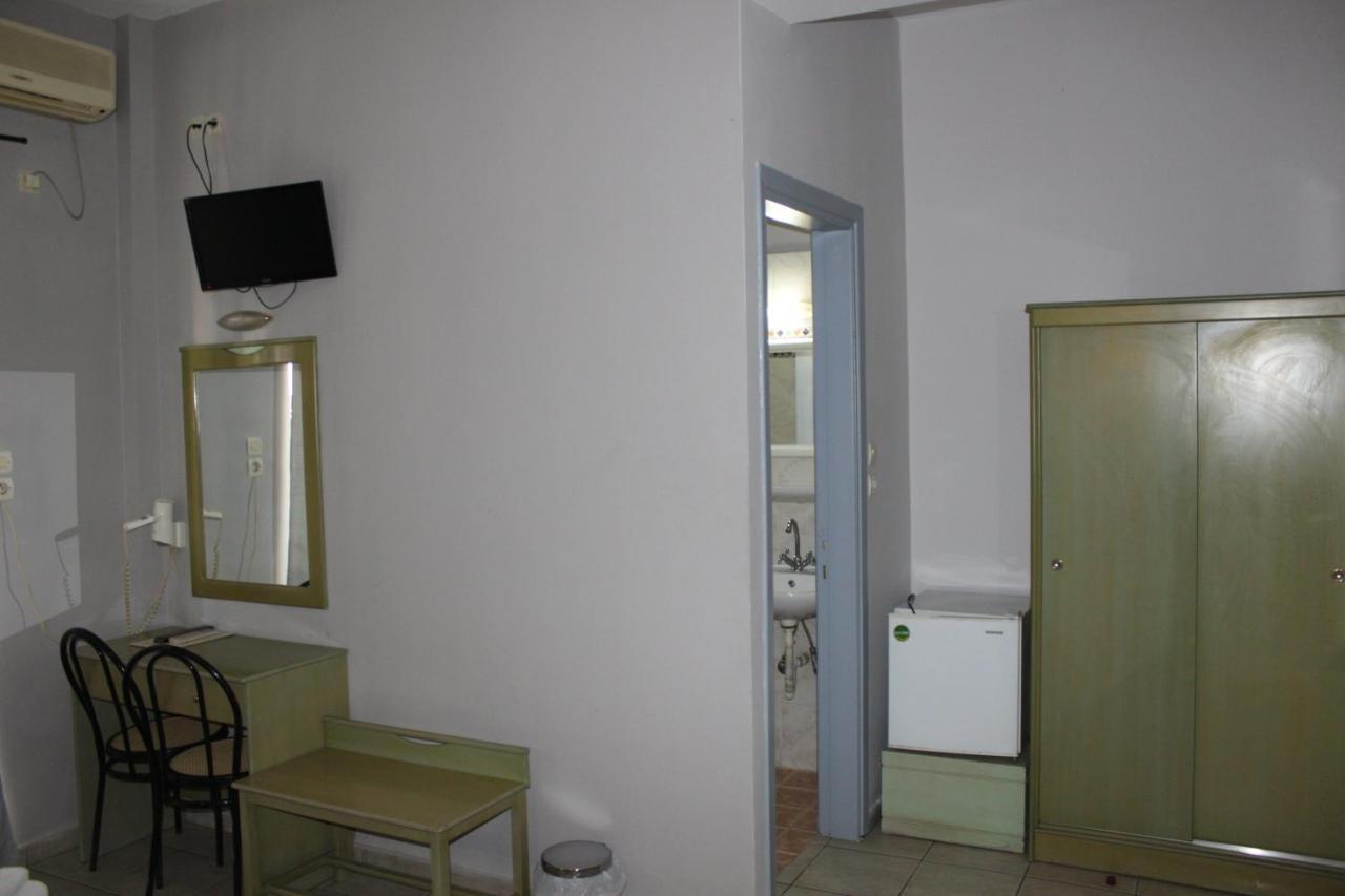 וולוס Hotel Avra מראה חיצוני תמונה