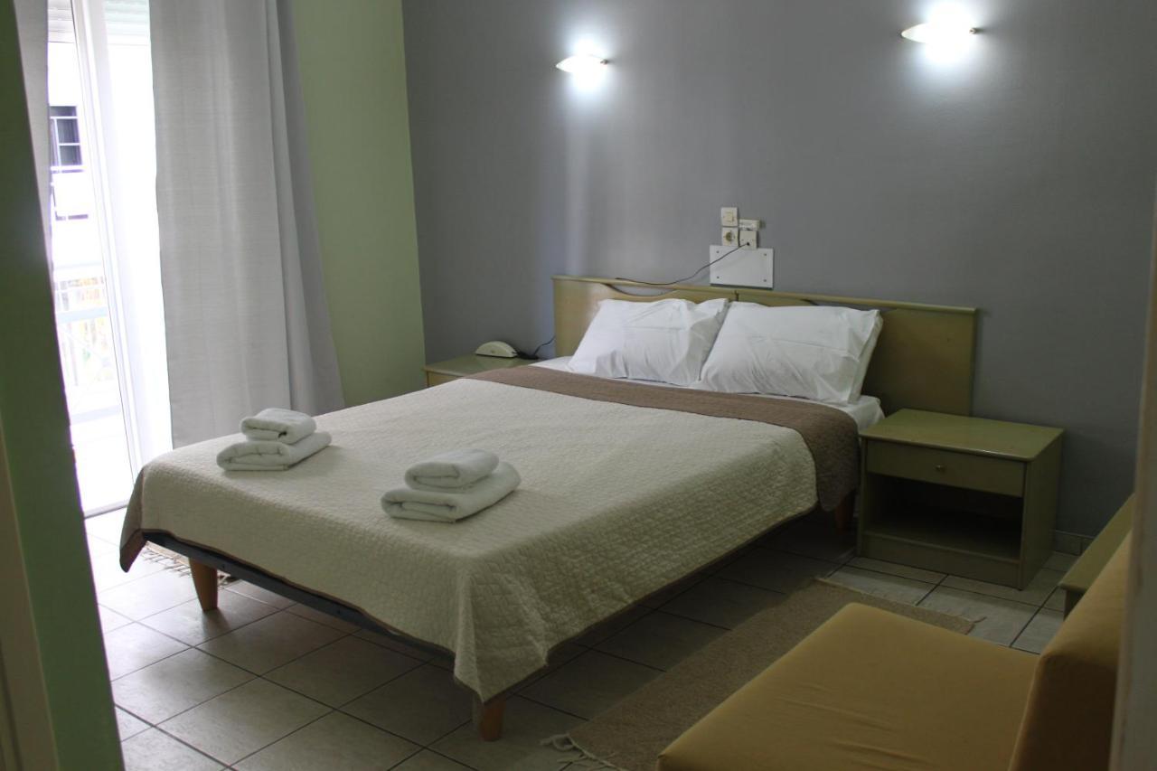 וולוס Hotel Avra מראה חיצוני תמונה