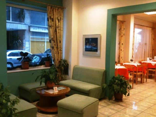 וולוס Hotel Avra מראה חיצוני תמונה